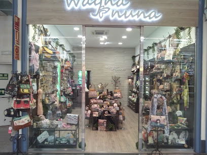 Wayna Nuna, Tienda de complementos.